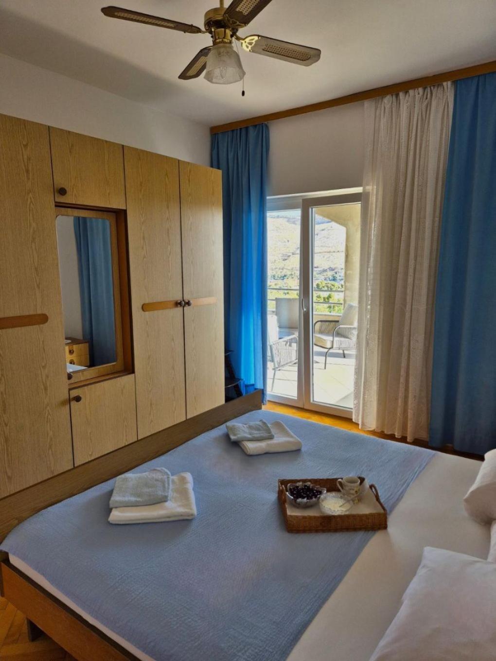 Apartments Josi - Parking And Barbecue Grebaštica 외부 사진